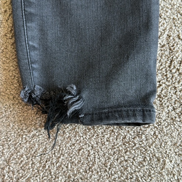 Abercrombie and Fitch high rise ankle - Picture 3 of 5
